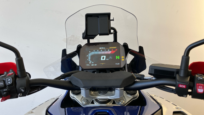 25MY BMW R1300 GS Adventure TE Automatic Shift Assist (ASA)